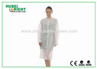 Colorful Polypropylene Disposable Laboratory Coats With Customized Weight And Zip Closure