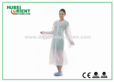 Light-Weight Odorless Disposable Use PE Visitor Coat For Adult In Factory